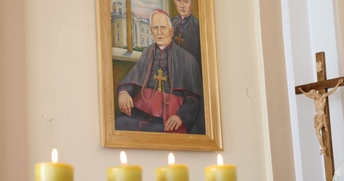 Obraz błogosławionych biskupów męczenników w kaplicy Dobrego Pasterza w WSD.