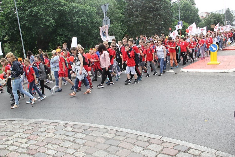 Pielgrzymka Szkolnych Kół Caritas, cz. 2