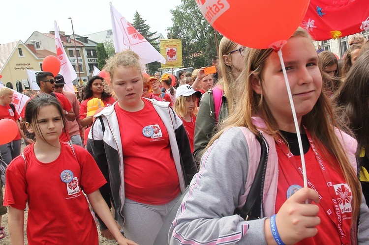 Pielgrzymka Szkolnych Kół Caritas, cz. 2