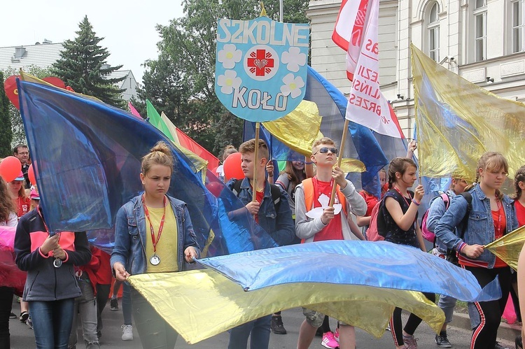 Pielgrzymka Szkolnych Kół Caritas, cz. 2