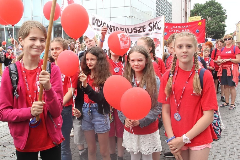 Pielgrzymka Szkolnych Kół Caritas, cz. 2
