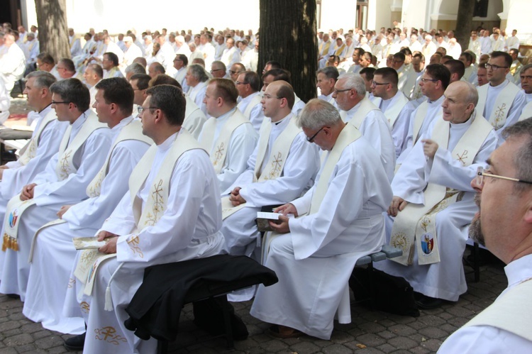 Tuchów. Pielgrzymka kapłanów 2019