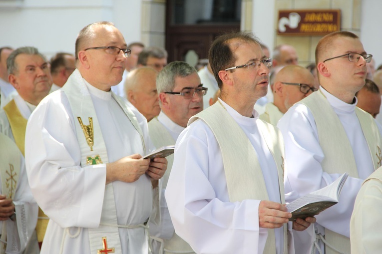 Tuchów. Pielgrzymka kapłanów 2019