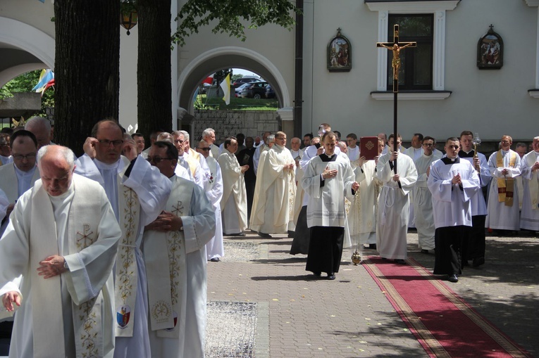 Tuchów. Pielgrzymka kapłanów 2019