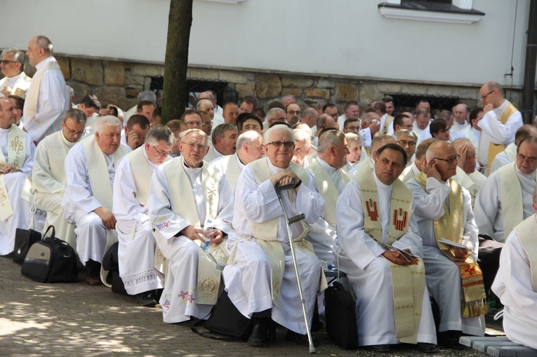 Tuchów. Pielgrzymka kapłanów 2019