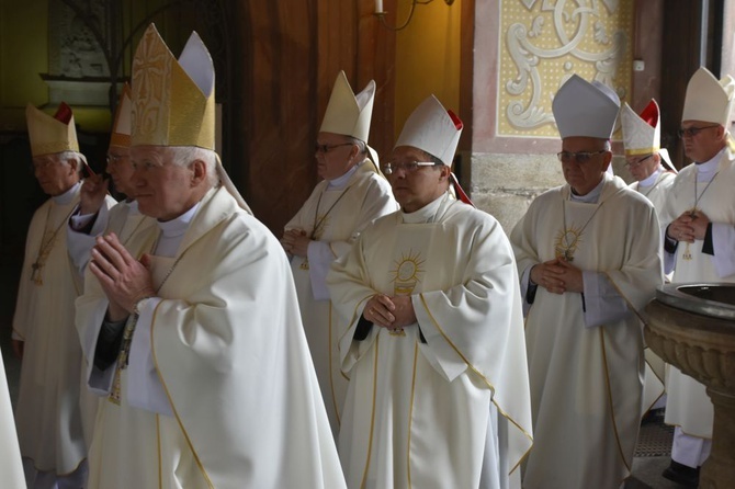 Msza św. w świdnickiej katedrze dla Konferencji Episkopatu Polski