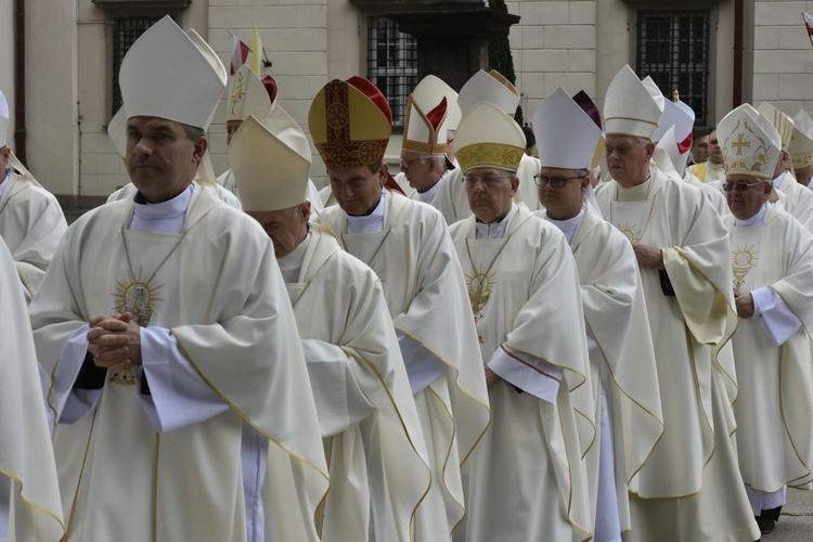 Msza św. w świdnickiej katedrze dla Konferencji Episkopatu Polski