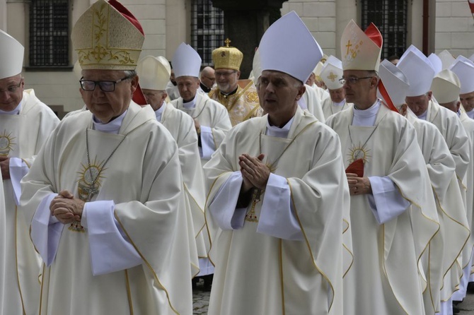 Msza św. w świdnickiej katedrze dla Konferencji Episkopatu Polski