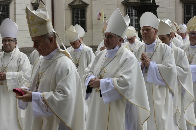 Msza św. w świdnickiej katedrze dla Konferencji Episkopatu Polski