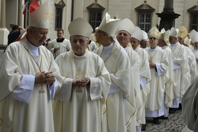 Msza św. w świdnickiej katedrze dla Konferencji Episkopatu Polski