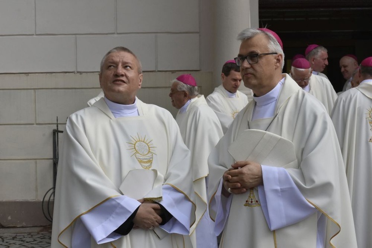 Msza św. w świdnickiej katedrze dla Konferencji Episkopatu Polski