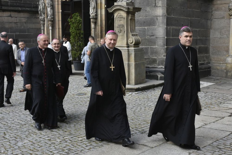 Msza św. w świdnickiej katedrze dla Konferencji Episkopatu Polski