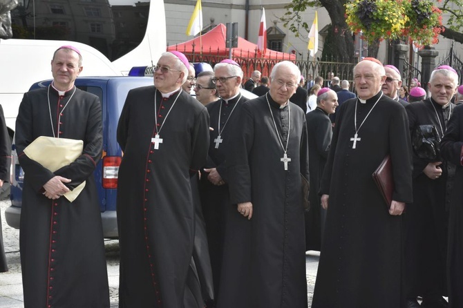 Msza św. w świdnickiej katedrze dla Konferencji Episkopatu Polski