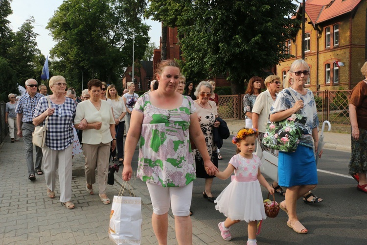 Pielgrzymka oborniczan do nowego sanktuarium św. Antoniego Padewskiego