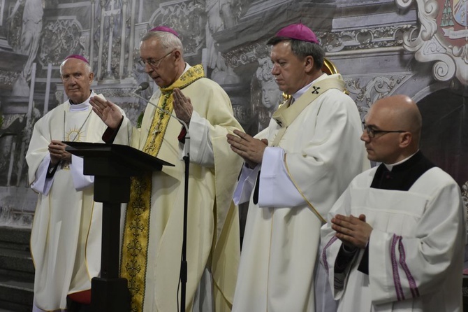 Msza św. w świdnickiej katedrze dla Konferencji Episkopatu Polski