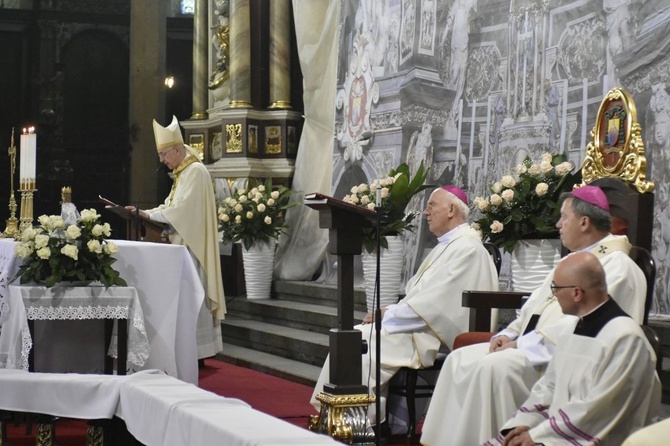 Msza św. w świdnickiej katedrze dla Konferencji Episkopatu Polski