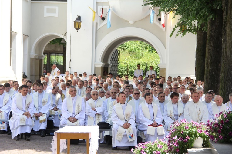 Tuchów. Pielgrzymka kapłanów 2019