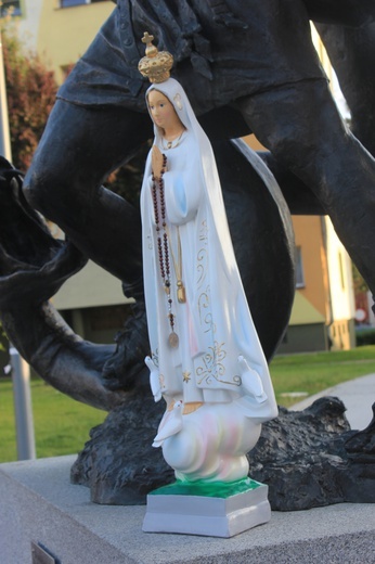 Różaniec na Rynku w Lubinie