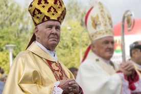 Są postępy w leczeniu. Ale modlitwa za bp. Romaniuka wciąż potrzebna