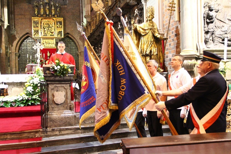 Krwiodawcy w katedrze