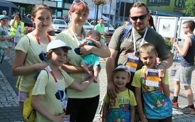 Agnieszka i Krzysztof Adamiec-Trutwin z dziećmi przyjechali na zjazd z Chorzowa.