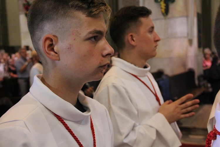 6. rocznica ingresu abp. Kupnego oraz promocja lektorów i ceremoniarzy