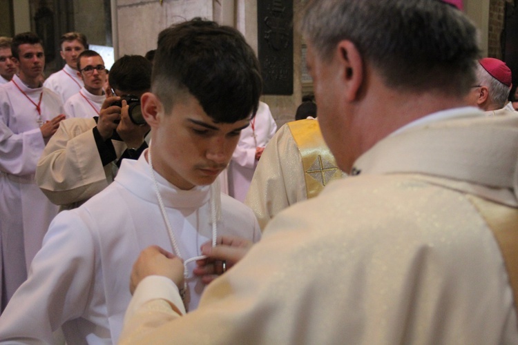 6. rocznica ingresu abp. Kupnego oraz promocja lektorów i ceremoniarzy