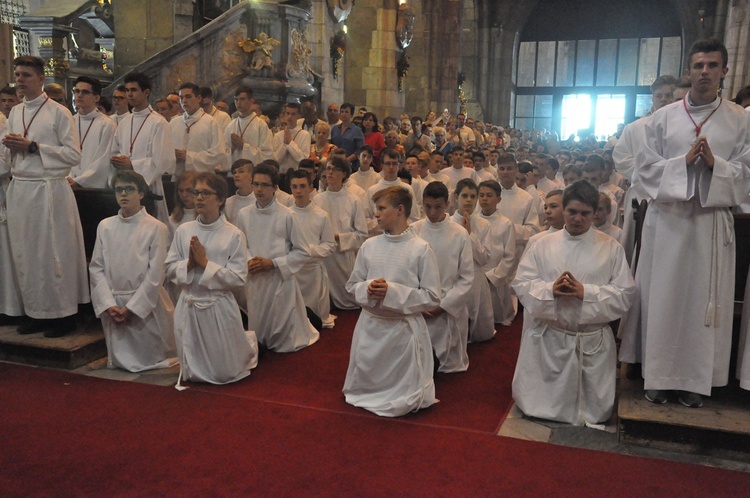 6. rocznica ingresu abp. Kupnego oraz promocja lektorów i ceremoniarzy