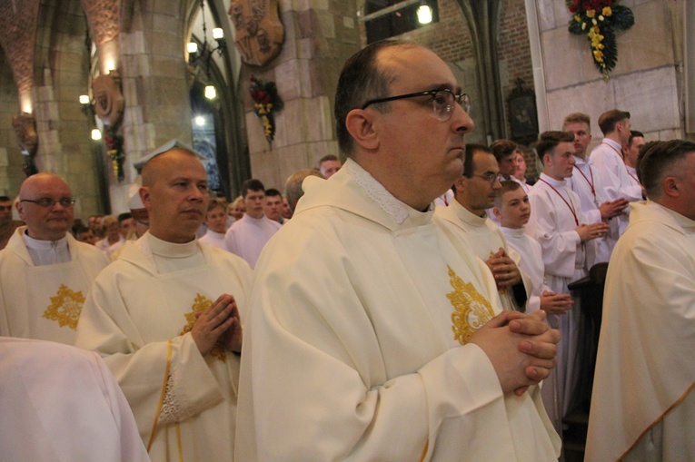 6. rocznica ingresu abp. Kupnego oraz promocja lektorów i ceremoniarzy