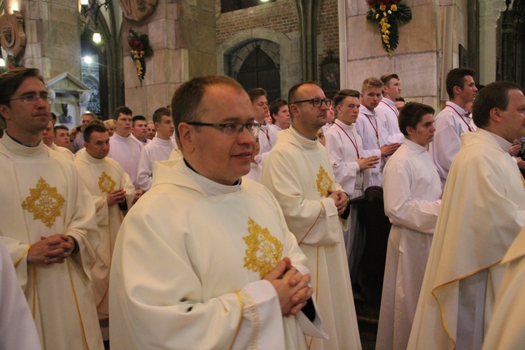 6. rocznica ingresu abp. Kupnego oraz promocja lektorów i ceremoniarzy