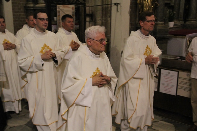 6. rocznica ingresu abp. Kupnego oraz promocja lektorów i ceremoniarzy