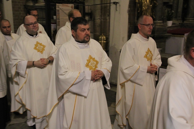 6. rocznica ingresu abp. Kupnego oraz promocja lektorów i ceremoniarzy