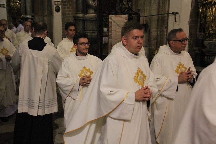 6. rocznica ingresu abp. Kupnego oraz promocja lektorów i ceremoniarzy