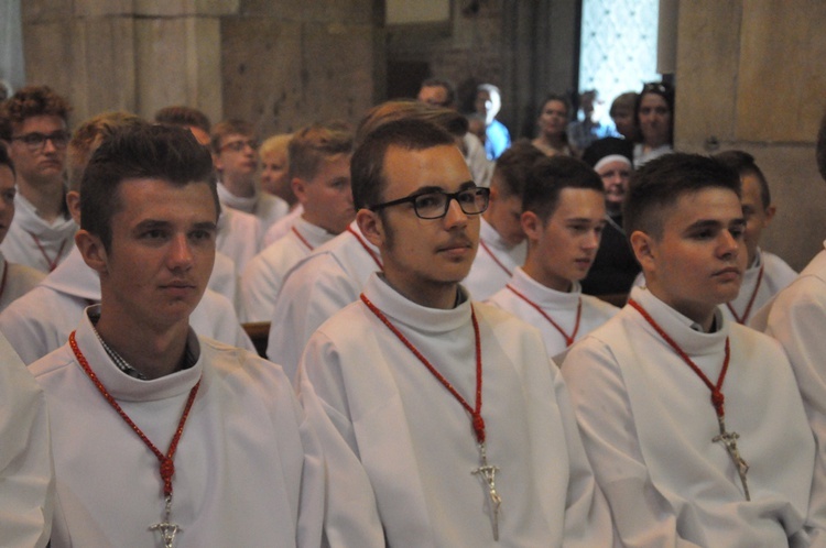 6. rocznica ingresu abp. Kupnego oraz promocja lektorów i ceremoniarzy