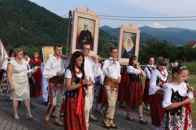 Bł. s. Celestyna i bł. ks. Roman w Zabrzeży