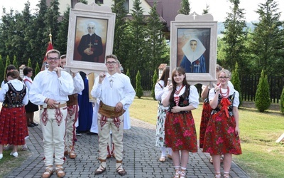 Bł. s. Celestyna i bł. ks. Roman w Zabrzeży