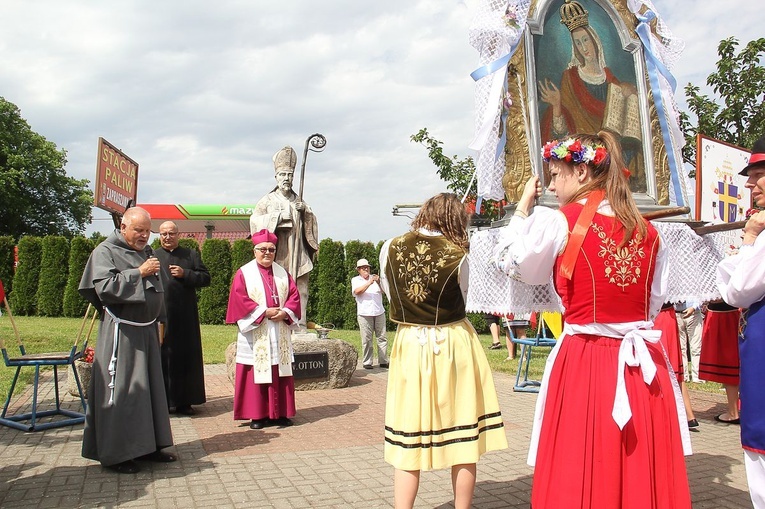 Kaszubi zaglądają tu coraz częściej. Odpust Kaszubski w Polanowie