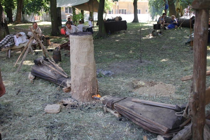 Piknik archeologiczny w Tarnobrzegu-Dzikowie