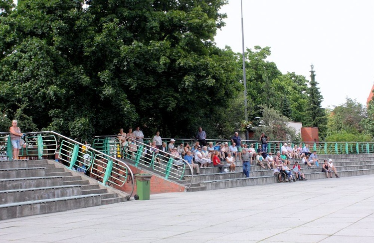 Spotkanie na placu Krakowskim 