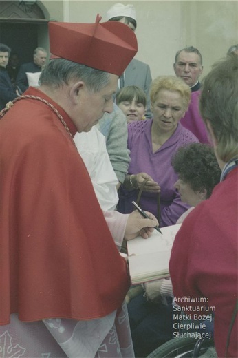 Koronacja obrazu Matki Bożej Cierpliwie Słuchającej w Rokitnie