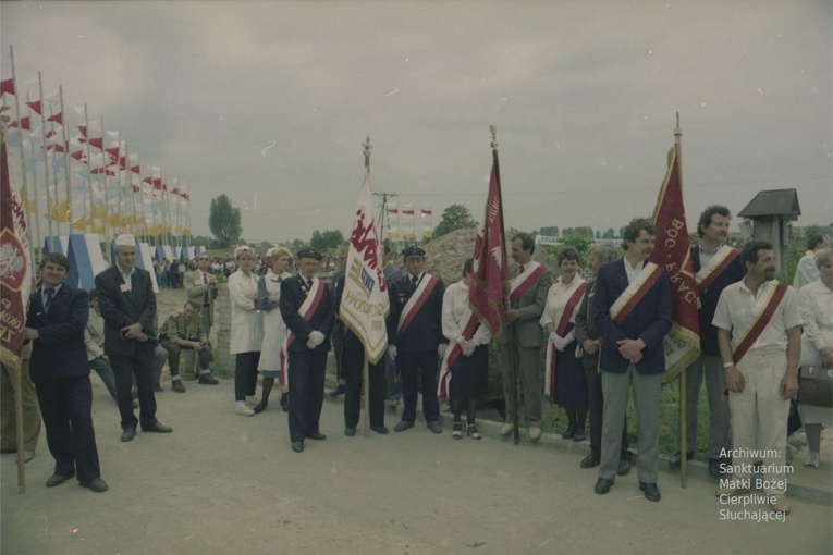 Koronacja obrazu Matki Bożej Cierpliwie Słuchającej w Rokitnie