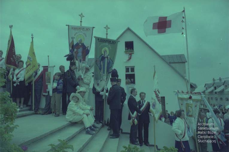 Koronacja obrazu Matki Bożej Cierpliwie Słuchającej w Rokitnie