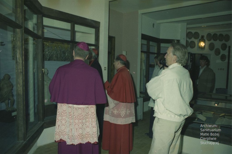 Koronacja obrazu Matki Bożej Cierpliwie Słuchającej w Rokitnie