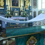 Nowy ołtarz w Domosławicach