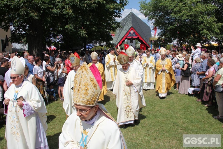 Odpust w sanktuarium Matki Bożej Cierpliwie Słuchającej w Rokitnie