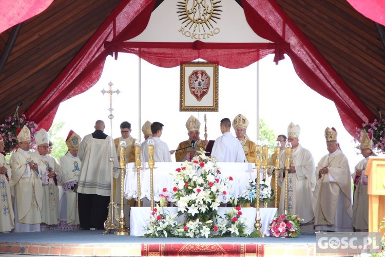 Odpust w sanktuarium Matki Bożej Cierpliwie Słuchającej w Rokitnie