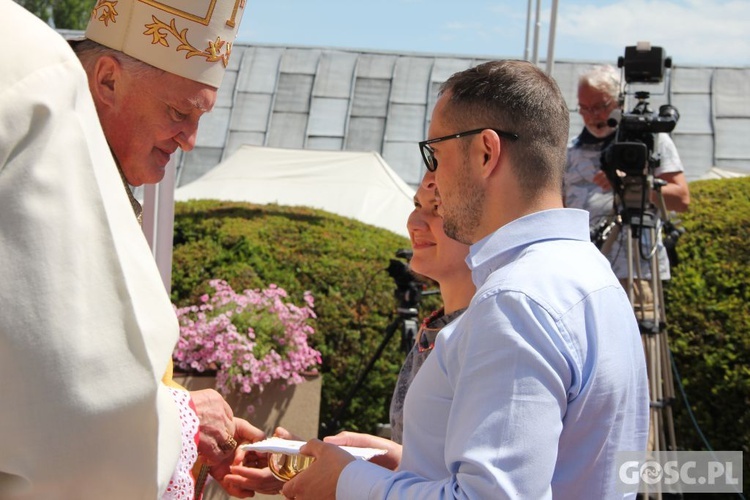 Odpust w sanktuarium Matki Bożej Cierpliwie Słuchającej w Rokitnie