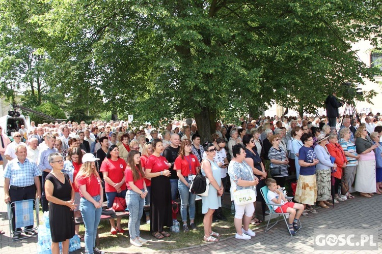 Odpust w sanktuarium Matki Bożej Cierpliwie Słuchającej w Rokitnie