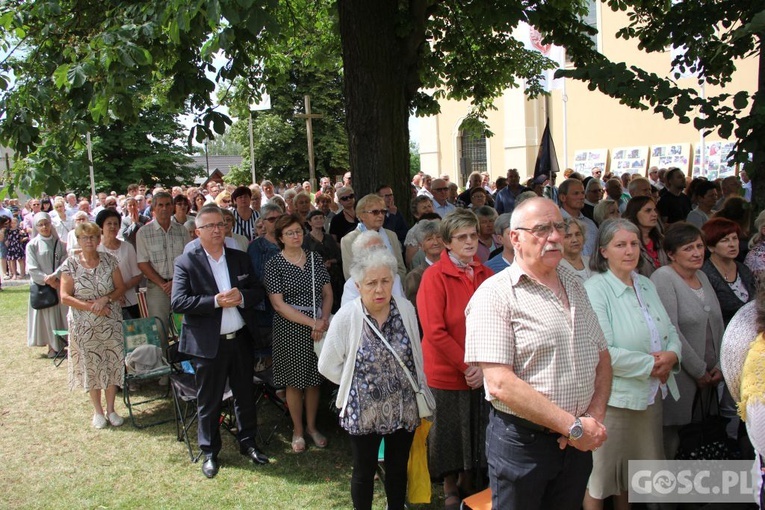 Odpust w sanktuarium Matki Bożej Cierpliwie Słuchającej w Rokitnie