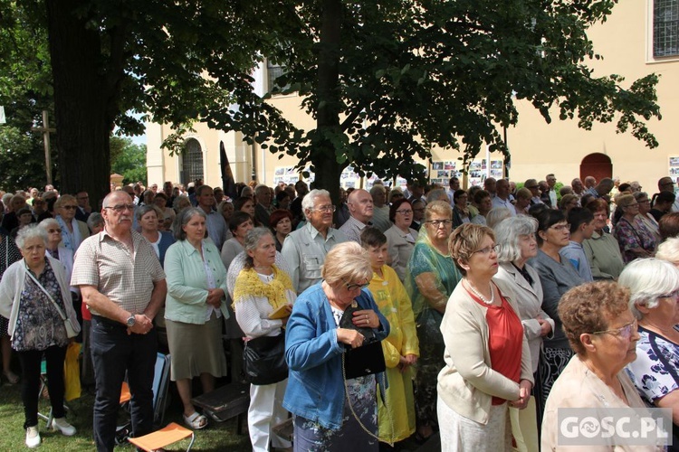 Odpust w sanktuarium Matki Bożej Cierpliwie Słuchającej w Rokitnie